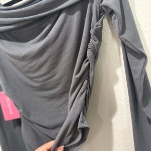 Shoe Dazzle Charcoal Long Sleeve Top